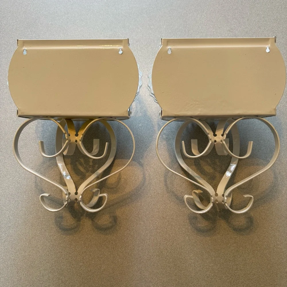 2 Vintage Wall Sconce Plant Shelves White Enamel Painted, HOMCO brand - Picture 2 of 8